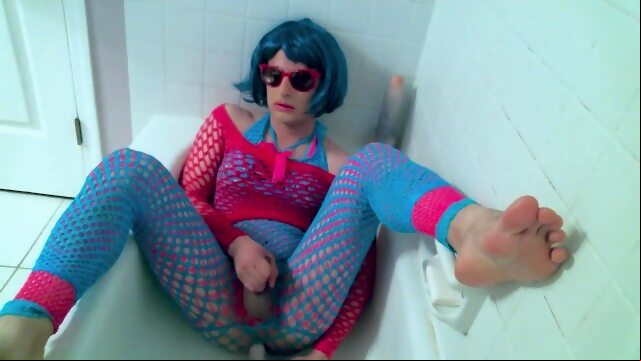 Fishnet Shower amateur homemade solotrans