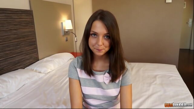 Skinny brunette in a anal brunette casting