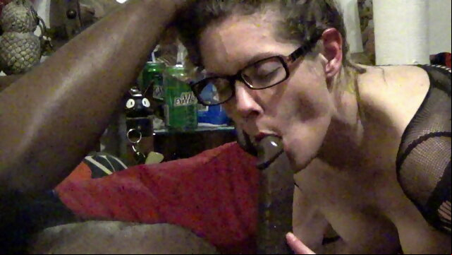 White wife fucking a amateur interracial milf