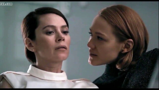 Women in charge blowjob lesbian bisexual